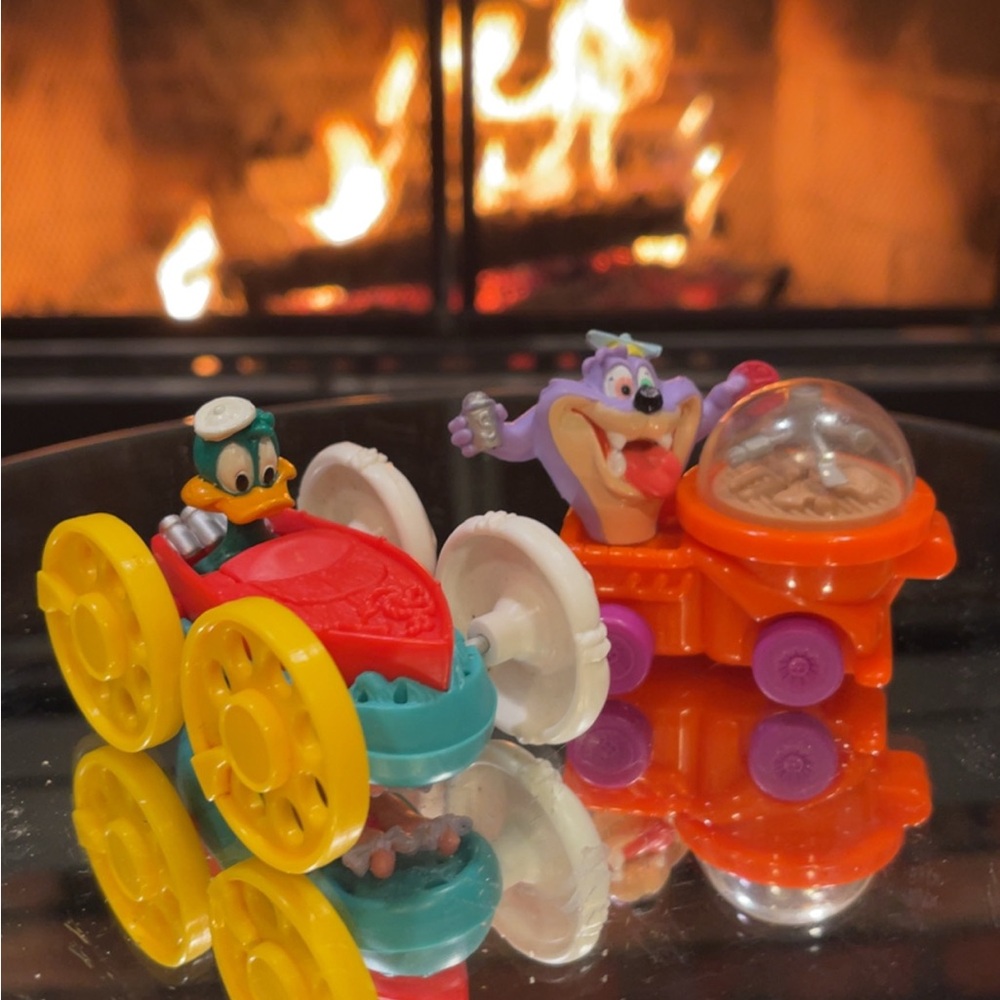 2 - ‘90s Tiny Toons Adventures McDonalds Happy Meal Toys - Picture 3 of 9